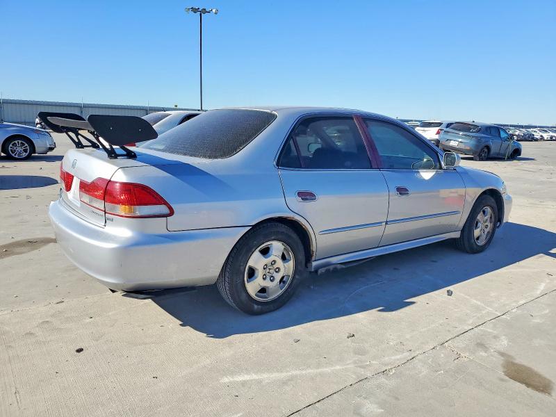 Photo 3 from auction – 2002 HONDA ACCORD with VIN 1HGCG16522A004969