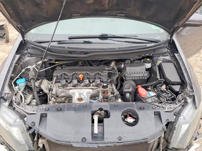 Photo 11 from auction – 2015 HONDA CIVIC LX with VIN 19XFB2E56FE017793