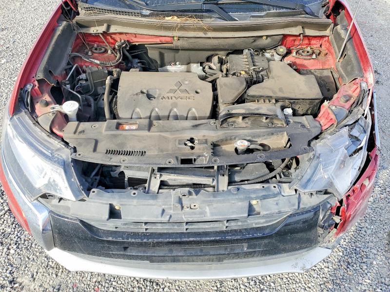 Photo 12 from auction – 2018 MITSUBISHI OUTLANDER with VIN JA4AD2A34JZ052851