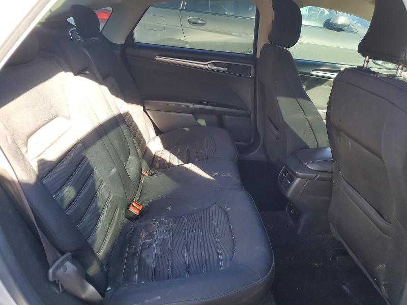 Photo 10 from auction – 2016 FORD FUSION SE with VIN 3FA6P0H71GR389755