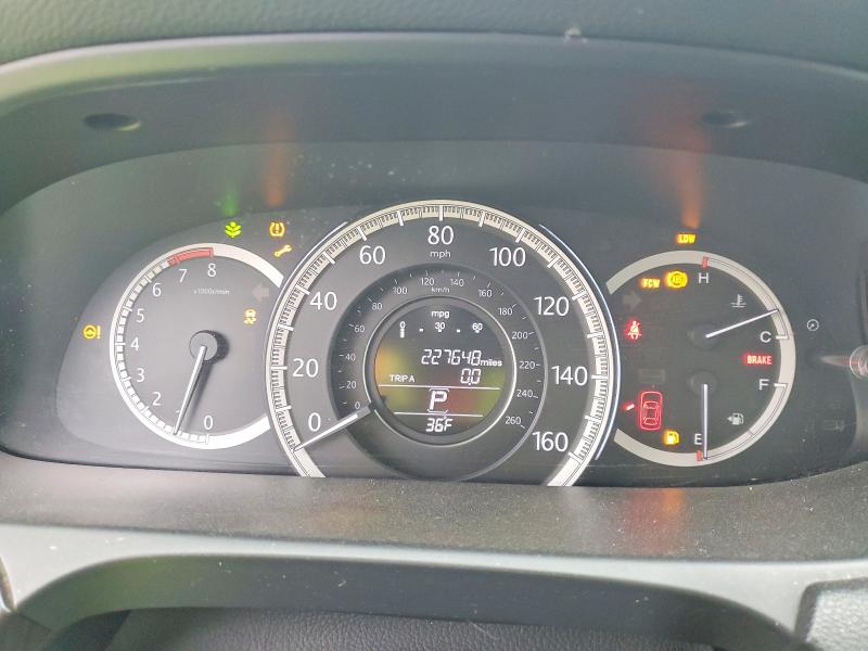 Photo 9 from auction – 2015 HONDA ACCORD with VIN 1HGCR3F85FA001084