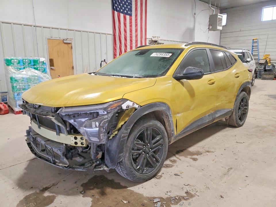 CHEVROLET TRAX 2025 with VIN KL77LKEP2SC014584 - Photo from auction