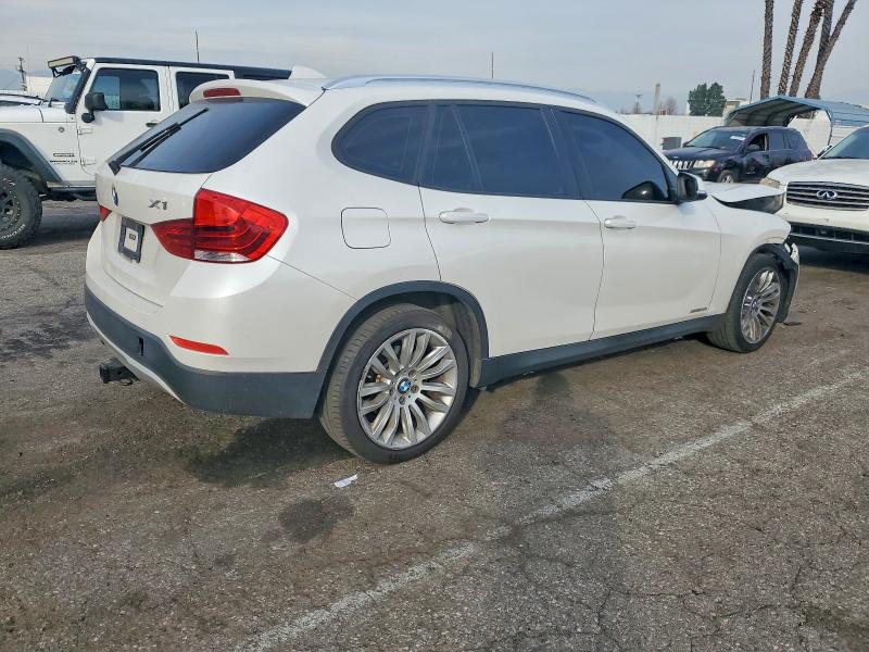 Photo 3 from auction – 2014 BMW X1 with VIN WBAVM1C57EVW54377