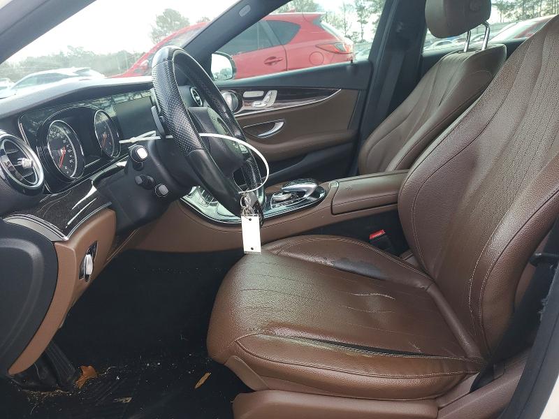 Photo 7 from auction – 2017 MERCEDES-BENZ E 300 with VIN WDDZF4JB4HA095123