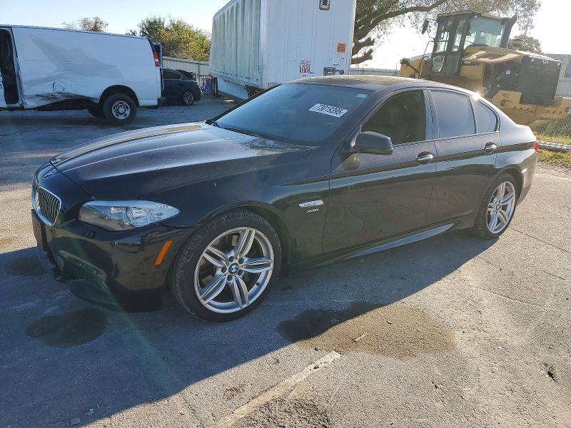 BMW 535 XI 2011 with VIN WBAFU7C5XBDU54019 - Photo from auction
