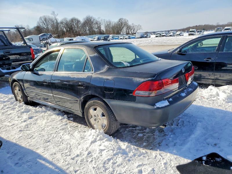 Photo 2 from auction – 2002 HONDA ACCORD with VIN 1HGCG16562A064365