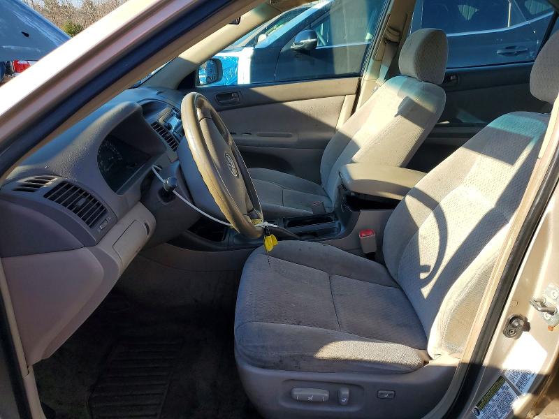 Photo 7 from auction – 2004 TOYOTA CAMRY with VIN 4T1BE32K84U301412