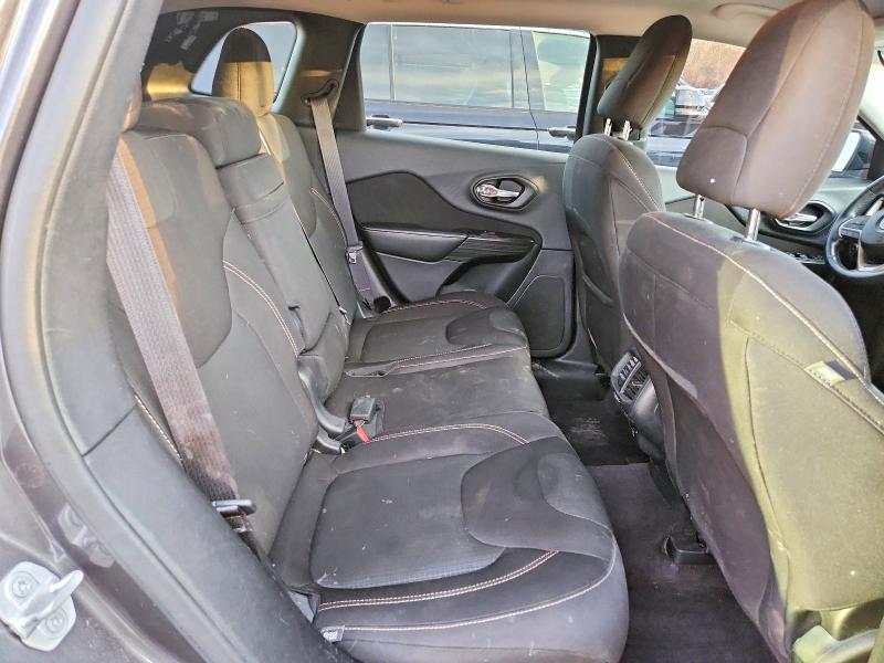 Photo 11 from auction – 2016 JEEP CHEROKEE L with VIN 1C4PJMCB0GW261653