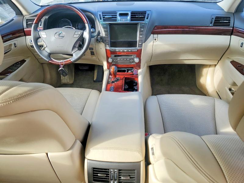 Photo 8 from auction – 2012 LEXUS LS 460 with VIN JTHBL5EF5C5111210