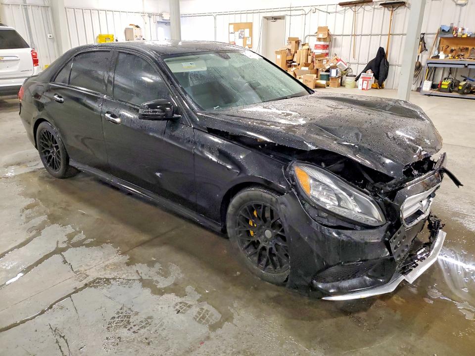Photo 4 from auction – 2014 MERCEDES-BENZ E 350 4MAT with VIN WDDHF8JB9EA904470