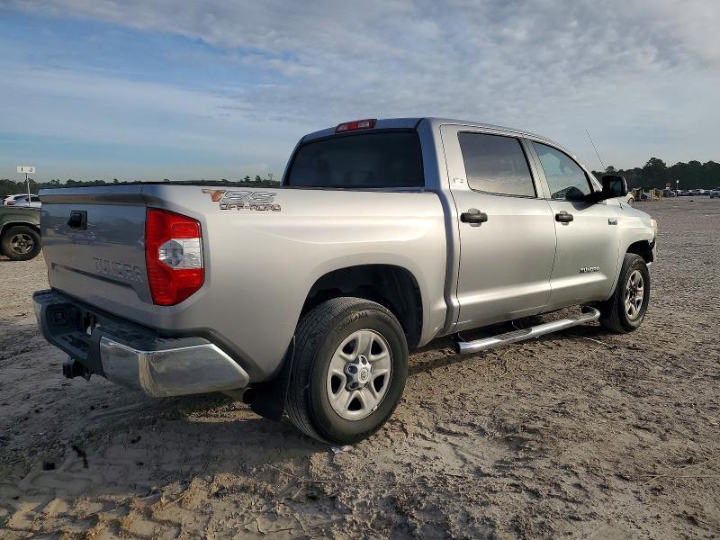 Photo 3 from auction – 2016 TOYOTA TUNDRA CRE with VIN 5TFEW5F11GX196548