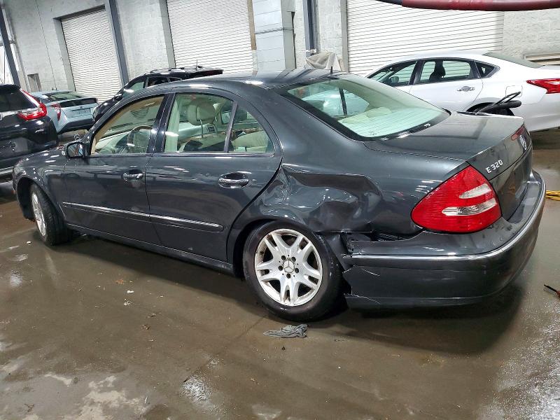 Photo 2 from auction – 2004 MERCEDES-BENZ E 320 with VIN WDBUF65J24A593203