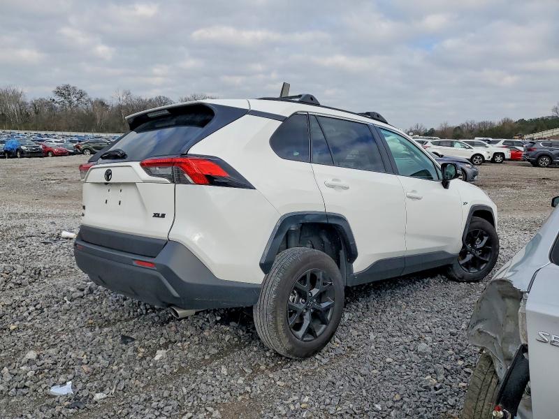 Photo 3 from auction – 2025 TOYOTA RAV4 with VIN 2T3W1RFV3SW376611