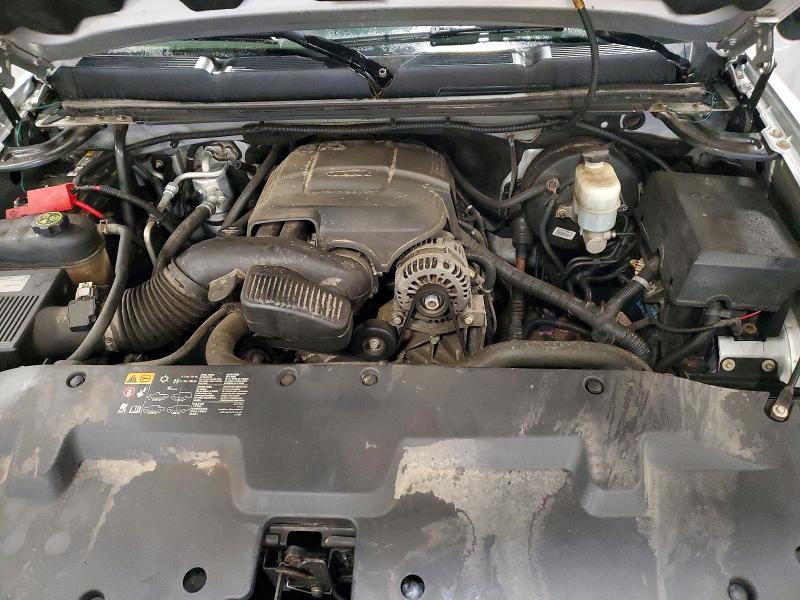 Photo 11 from auction – 2013 CHEVROLET SILVERADO with VIN 1GCRKSE79DZ402197