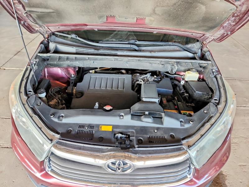 Photo 12 from auction – 2016 TOYOTA HIGHLANDER with VIN 5TDKKRFHXGS161502