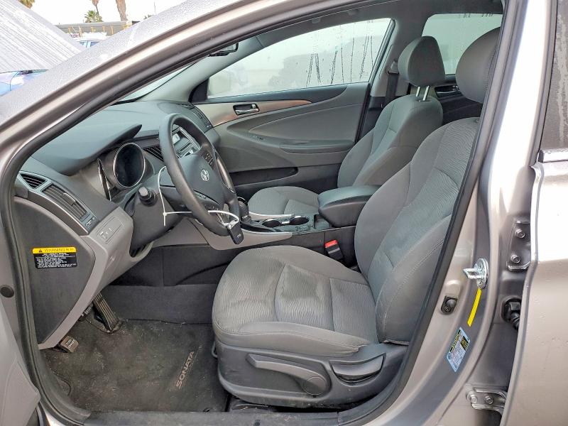 Photo 7 from auction – 2013 HYUNDAI SONATA HYB with VIN KMHEC4A48DA089026