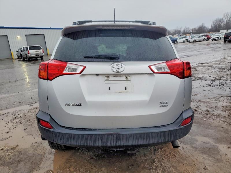 Photo 6 from auction – 2013 TOYOTA RAV4 XLE with VIN JTMRFREV0DD027714