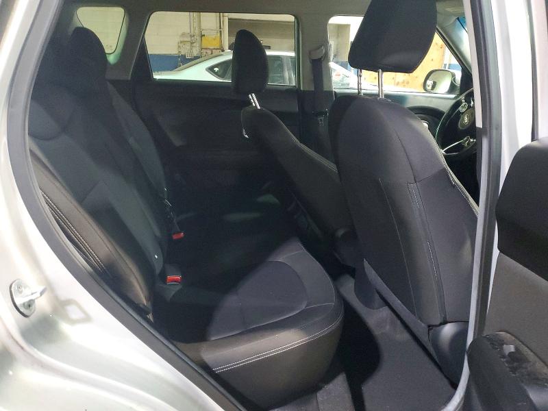 Photo 11 from auction – 2016 KIA SOUL with VIN KNDJN2A23G7824478