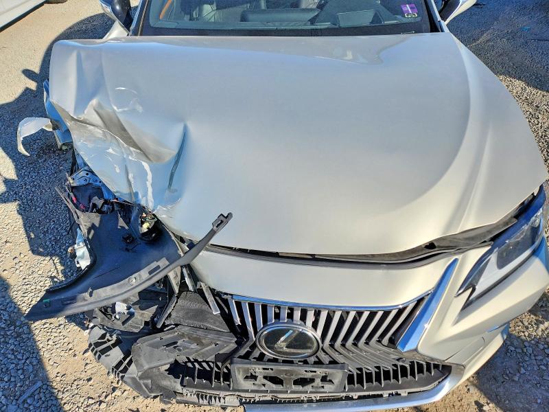 Photo 11 from auction – 2019 LEXUS ES 350 with VIN JTHBZ1B16K2001590