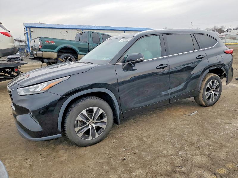 Photo 1 from auction – 2020 TOYOTA HIGHLANDER with VIN 5TDHZRBH6LS512914