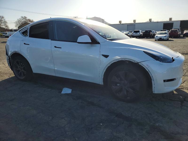 Photo 4 from auction – 2024 TESLA MODEL Y with VIN 7SAYGDED0RF170278