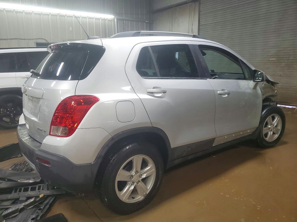 Photo 3 from auction – 2016 CHEVROLET TRAX 1LT with VIN 3GNCJLSBXGL149885
