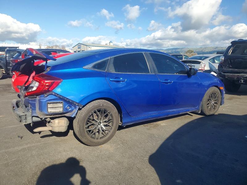 Photo 3 from auction – 2018 HONDA CIVIC with VIN 2HGFC2F57JH542419