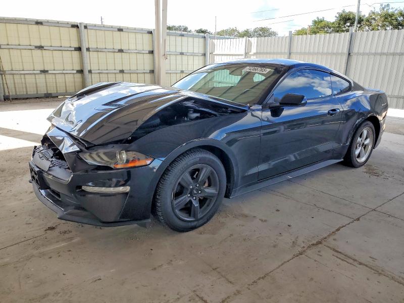 FORD MUSTANG 2018 con VIN 1FA6P8TH7J5111936 - Foto de la subasta
