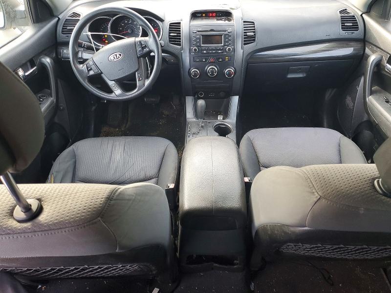 Photo 8 from auction – 2012 KIA SORENTO with VIN 5XYKT3A11CG200604