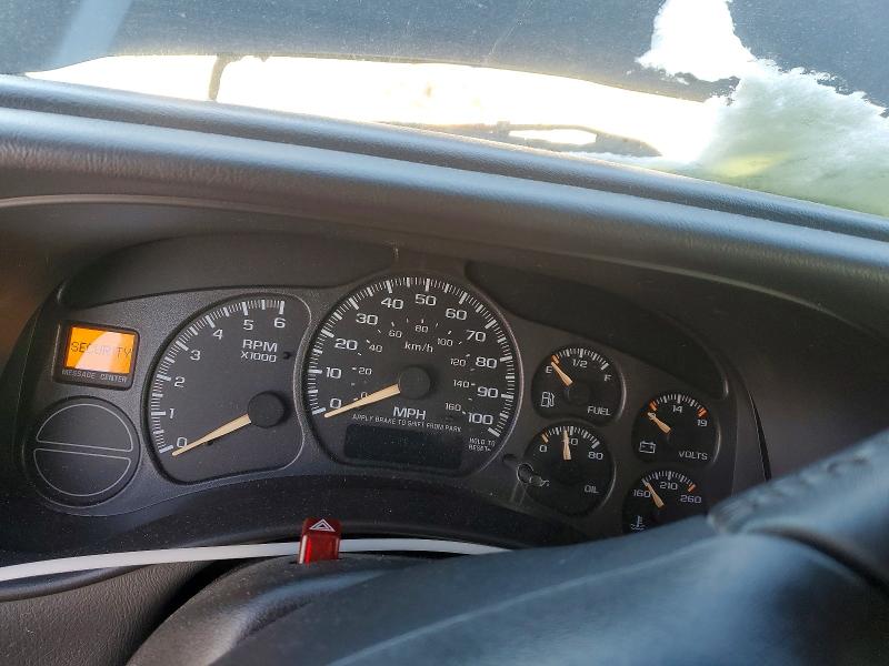 Photo 9 from auction – 2002 CHEVROLET AVALANCHE with VIN 3GNEK13T52G165026