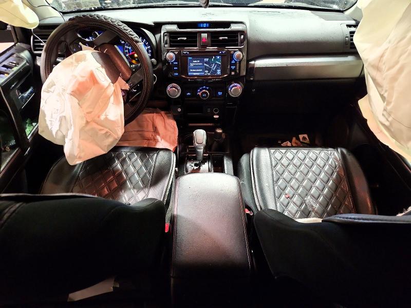 Photo 8 from auction – 2017 TOYOTA 4RUNNER SR with VIN JTEBU5JR0H5477027