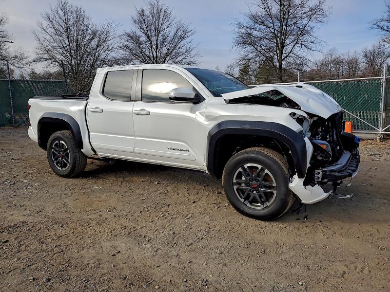 Photo 4 from auction – 2024 TOYOTA TACOMA with VIN 3TMLB5JN5RM008250