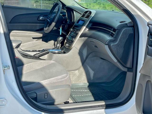 Photo 5 from auction – 2014 CHEVROLET MALIBU LS with VIN 1G11A5SL8EF194733