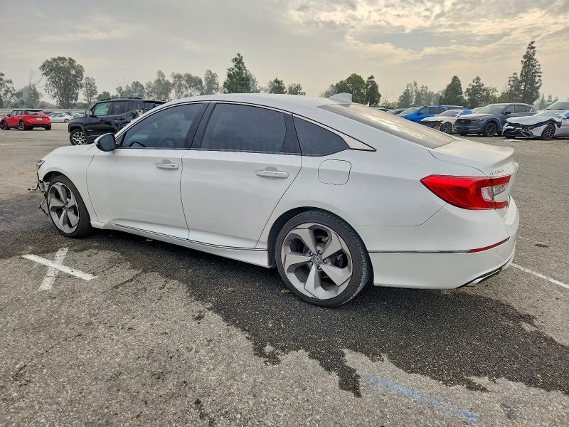 Photo 2 from auction – 2018 HONDA ACCORD with VIN 1HGCV1F95JA059696