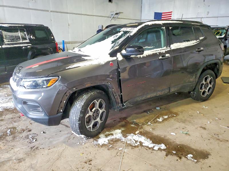 JEEP COMPASS TR 2022 with VIN 3C4NJDDBXNT198716 - Photo from auction