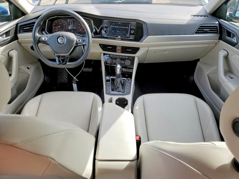 Photo 8 from auction – 2020 VOLKSWAGEN JETTA with VIN 3VWCB7BU7LM046469