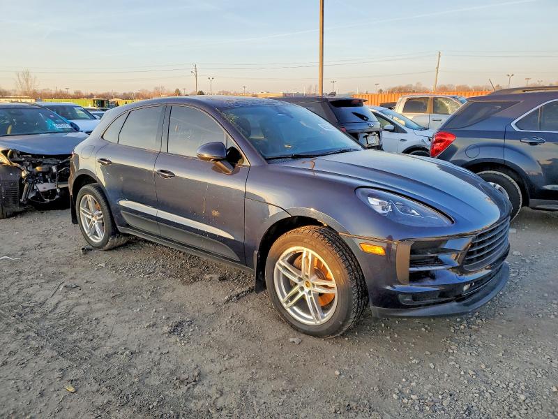 Photo 4 from auction – 2019 PORSCHE MACAN with VIN WP1AA2A54KLB08628