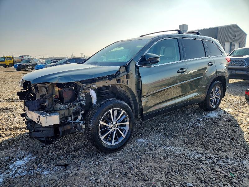 TOYOTA HIGHLANDER 2019 with VIN 5TDJZRFH1KS980432 - Photo from auction