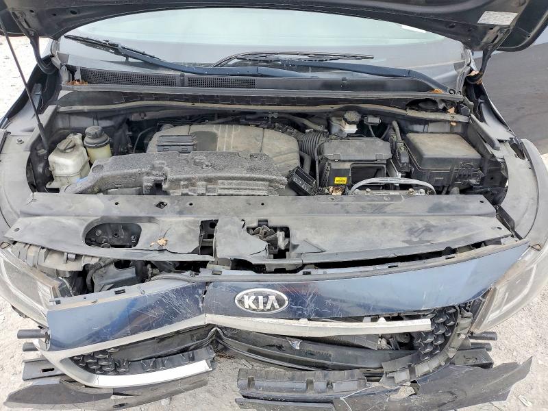 Photo 12 from auction – 2017 KIA SEDONA LX with VIN KNDMB5C12H6244240