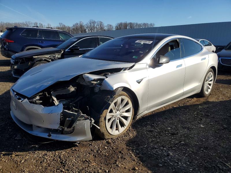 TESLA MODEL S 2017 with VIN 5YJSA1E28HF231540 - Photo from auction