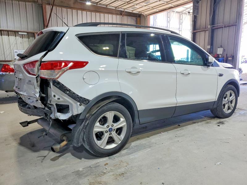Photo 3 from auction – 2016 FORD ESCAPE SE with VIN 1FMCU0GX9GUA96021