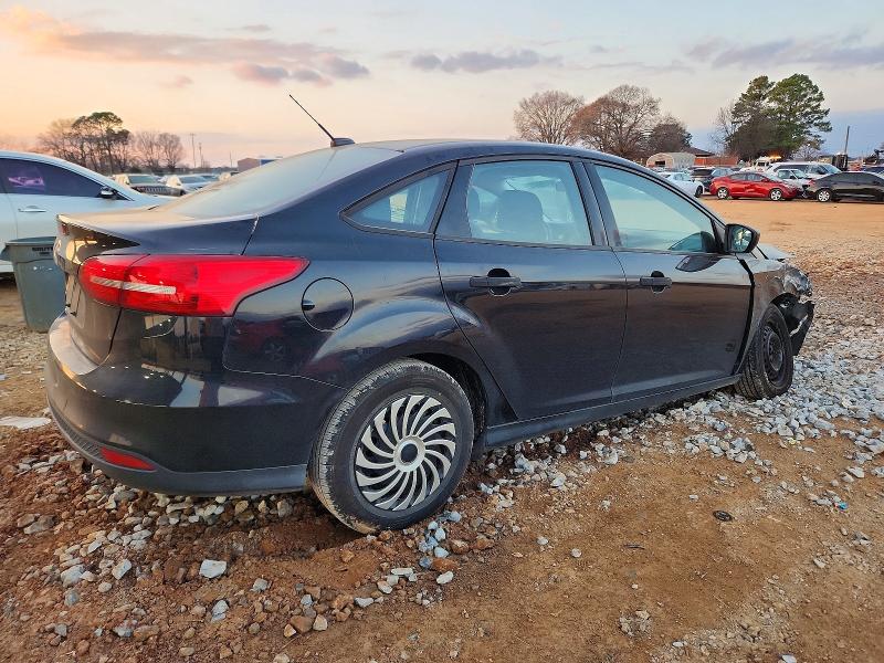 Photo 3 from auction – 2018 FORD FOCUS S with VIN 1FADP3E21JL284463