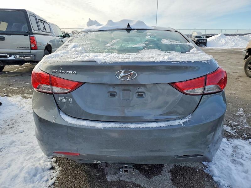 Photo 6 from auction – 2013 HYUNDAI ELANTRA GL with VIN 5NPDH4AE1DH368398