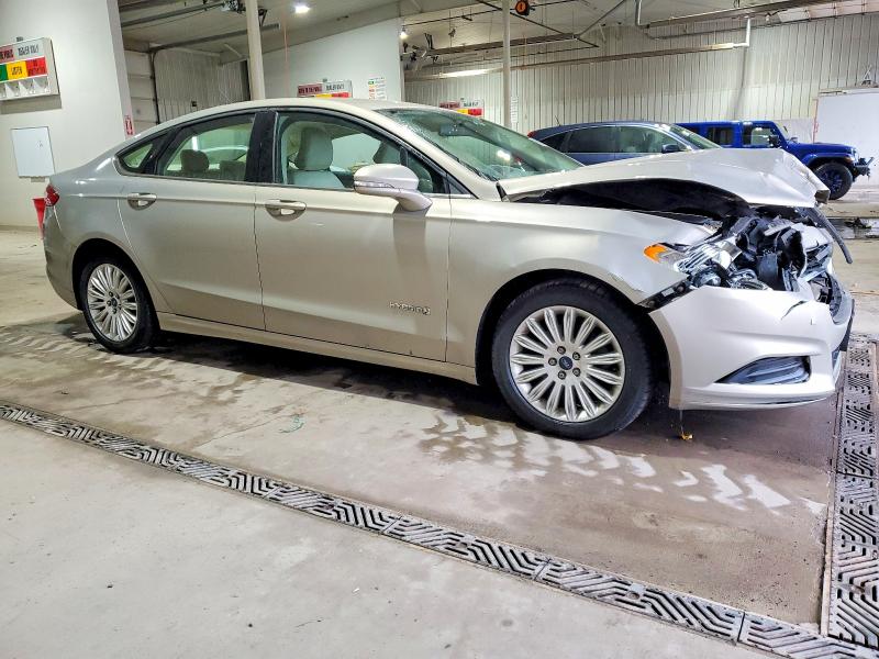 Photo 4 from auction – 2015 FORD FUSION SE with VIN 3FA6P0LU2FR296836