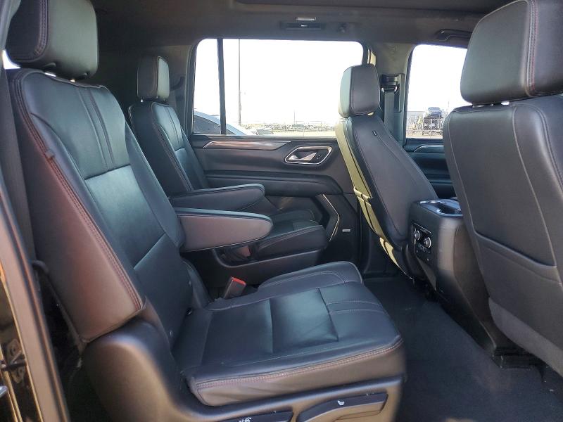 Photo 11 from auction – 2022 CHEVROLET SUBURBAN with VIN 1GNSKEKD2NR282152