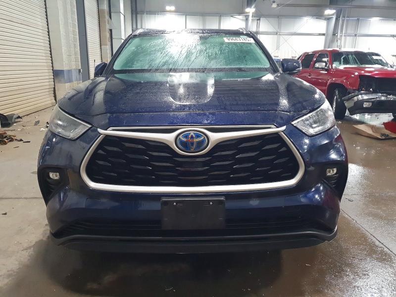 Photo 5 from auction – 2021 TOYOTA HIGHLANDER with VIN 5TDGBRCH4MS517349