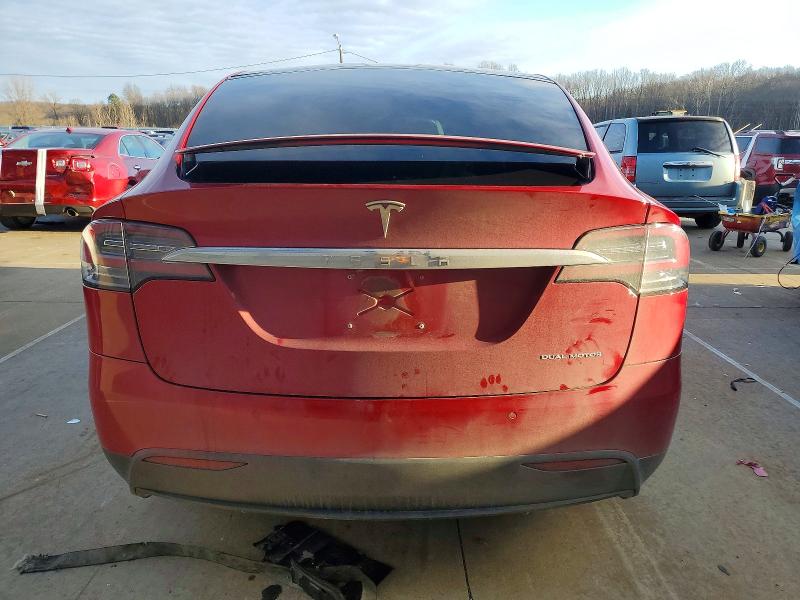 Photo 6 from auction – 2019 TESLA MODEL X with VIN 5YJXCAE21KF188232