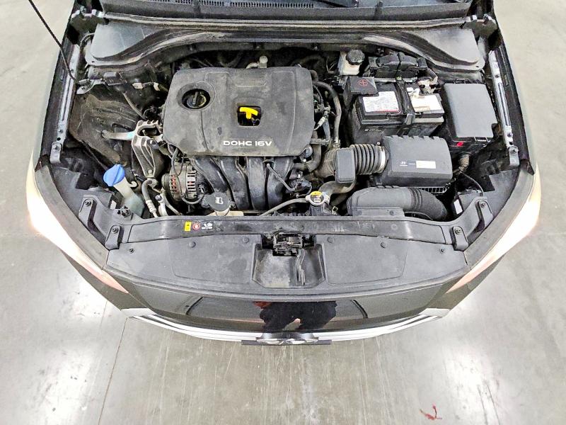 Photo 11 from auction – 2017 HYUNDAI ELANTRA with VIN 5NPD84LF1HH045609