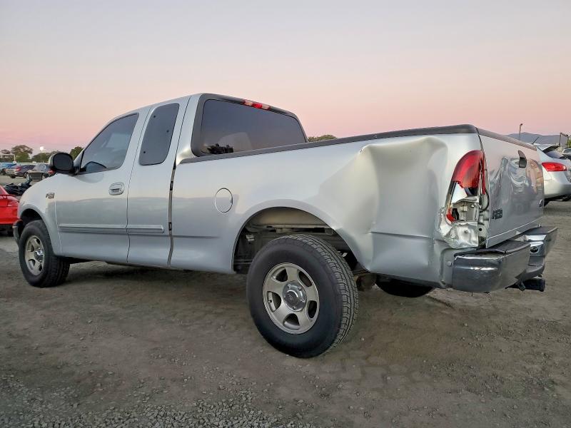 Photo 2 from auction – 2002 FORD F150 with VIN 2FTRX17202CA17411