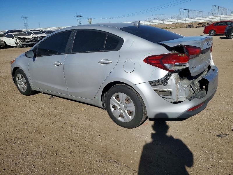 Photo 2 from auction – 2018 KIA FORTE LX with VIN 3KPFL4A76JE198371